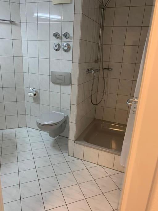 Eine Gemuetliche Einzimmerwohnung โอสต์ฟิลเดิร์น ภายนอก รูปภาพ